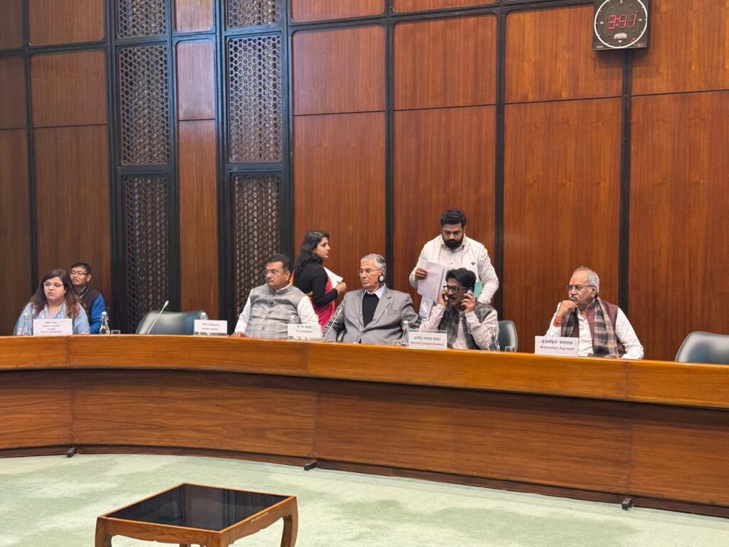 एविएशन विकास के नए युग की दिशा में सशक्त नेतृत्व—प्राक्कलन समिति की बैठक में सांसद बृजमोहन अग्रवाल ने रखे दूरदर्शी सुझाव