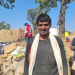 मोहन खेती में निवेश कर बढ़ा रहे उत्पादन,समर्थन मूल्य पर धान खरीदी से किसानों को राहत