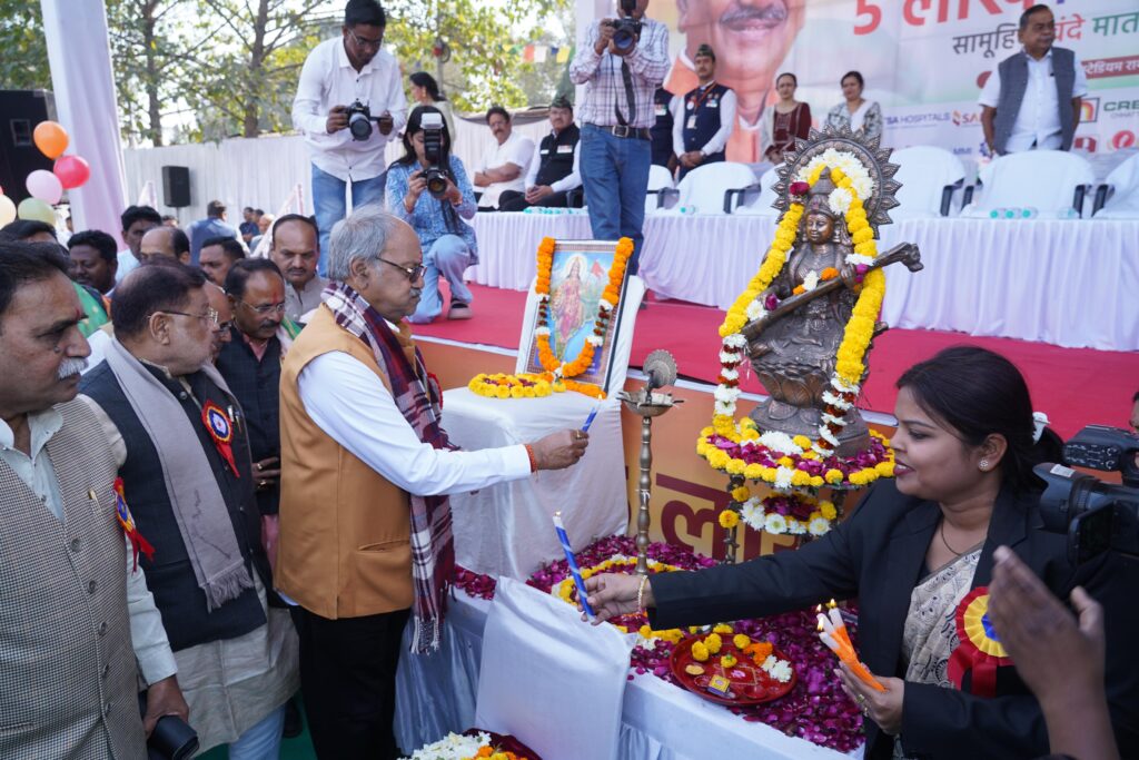 रायपुर में रचा गया इतिहास: सांसद बृजमोहन के नेतृत्व में 5 लाख विद्यार्थियों ने किया सामूहिक पूर्ण ‘वंदे मातरम्’ का गायन