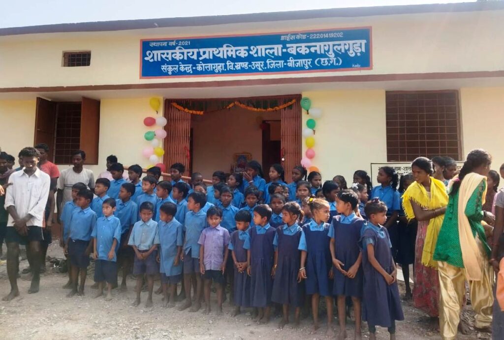 झोपड़ी में संचालित शाला के लिए बन गया पक्का भवन,छत्तीसगढ़ सरकार ‘नियद नेल्ला नार’ योजना बनी आधार