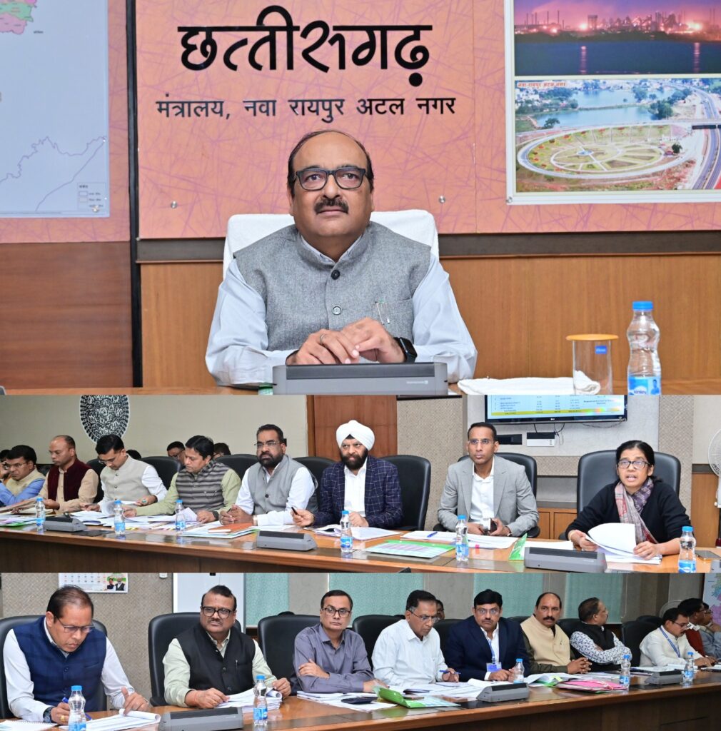 ई-ऑफिस में उत्कृष्ट कार्य करने वाले अधिकारी- कर्मचारियों को मुख्य सचिव ने किया सम्मानित