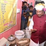 कुरुषनार में विद्यार्थियों की सूविधा के लिए बनेगा नया हॉस्टल,मुख्यमंत्री साय बालक आश्रम के निरीक्षण के दौरान मौके पर ही दी स्वीकृति