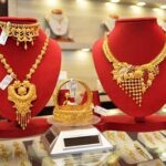 सोने-चांदी की कीमतों में गिरावट, डॉलर की मजबूती और प्रॉफिट बुकिंग मुख्य कारण