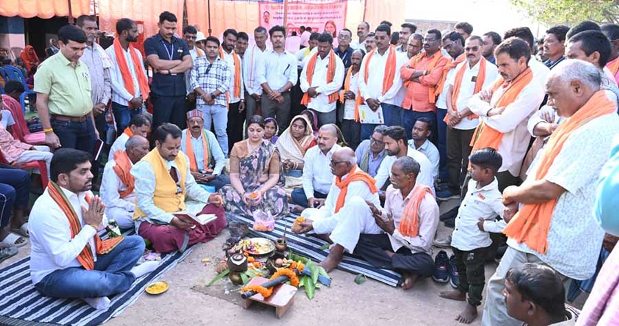 भावना बोहरा ने बहुप्रतीक्षित दशरंगपुर-खंडसरा सड़क निर्माण का किया भूमिपूजन