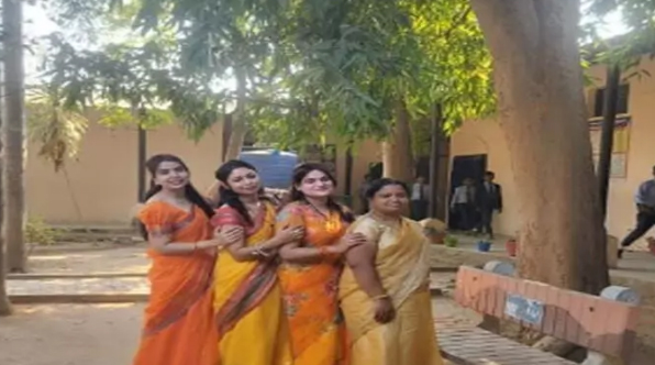 DEO को कलेक्टर ने फटकारा, स्कूल में फैशन परेड और रील्स बनाने के केस में मांगी रिपोर्ट, रील्स में उप प्राचार्या भी शामिल