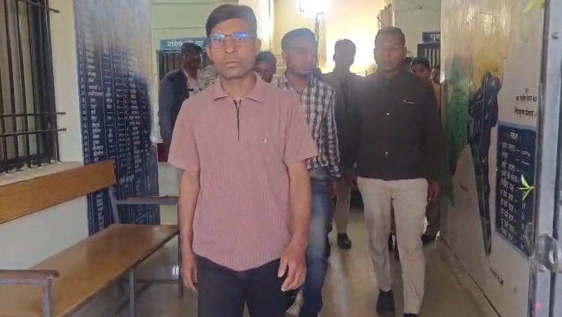 सारंगढ़ ब्रेकिंग : रायकोना ठगी कांड में बड़ा खुलासा, HDFC बैंक के 6 कर्मचारी गिरफ्तार