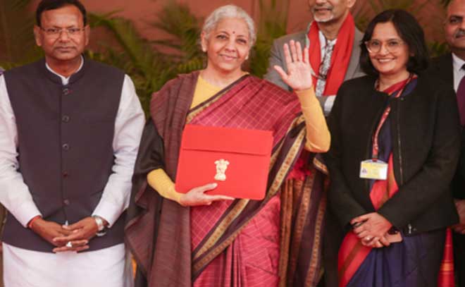 बजट में ऑरेंज इकोनॉमी की शिक्षा पर फोकस, 3 नए अखिल भारतीय आयुर्वेद संस्थान भी खुलेंगे