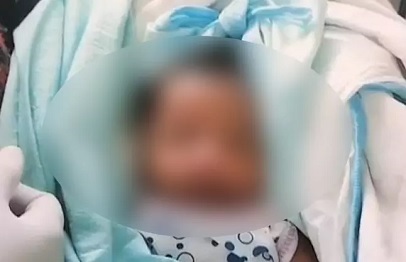 सूरजपुर में मानवता को झकझोरने वाला मामला, सड़क किनारे बोरे में मिला नवजात