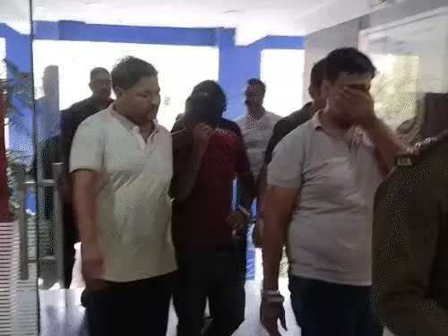 रायपुर-दुर्ग-बिलासपुर तक फैला ऑनलाइन सट्टा नेटवर्क उजागर, 95 लाख की जब्ती