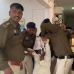 कलेक्टरेट परिसर में एक शख्स ने मिटटी तेल डालकर की आत्मदाह की कोशिश