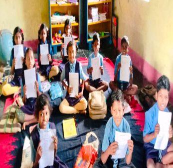 नक्सल प्रभावित क्षेत्रों में शिक्षा की नई अलख, सुकमा के दूरस्थ क्षेत्रों में पिछले साल शुरू हुई 07 नवीन प्राथमिक शालाएं