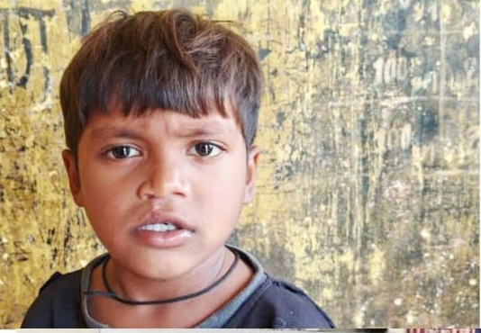 बस्तर के वनांचल के विक्रम की मुस्कान अब मन मोह रही