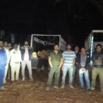 वन विभाग की ताबड़तोड़ कार्रवाई, देर रात दबिश देकर लकड़ी तस्करों पर कसा शिकंजा, आरोपी वाहन छोड़कर फरार