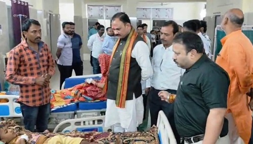 स्वास्थ्य मंत्री ने मनेन्द्रगढ़ सिविल अस्पताल में औचक निरीक्षण किया