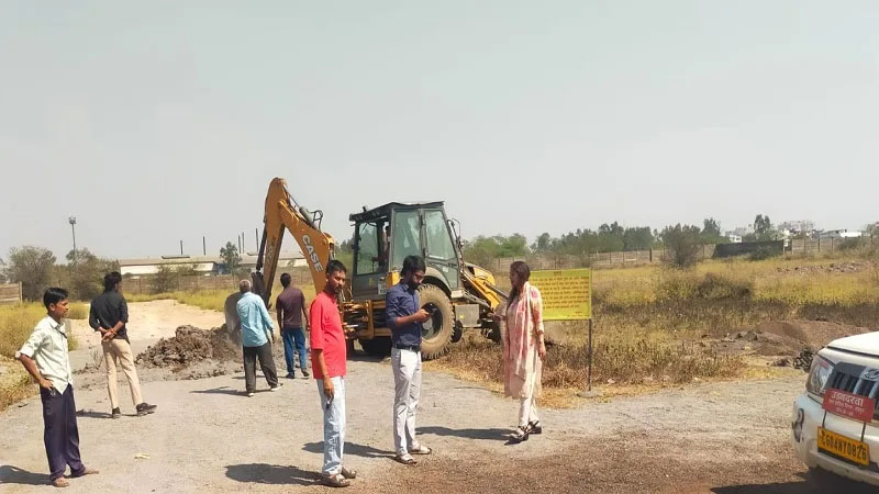 अवैध प्लाटिंग पर चला निगम का बुलडोजर, 12 अवैध निर्माणों को किया गया जमींदोज