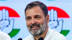 महिला सुरक्षा पर गंभीर नहीं है सरकार : राहुल गांधी