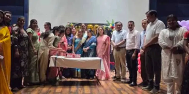 तहसीलदार पर पेसा कानून उल्लंघन का आरोप, ग्रामीणों ने SDM को सौंपा ज्ञापन