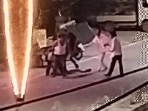 भिलाई में शराबियों का उत्पात, बीयर की बोतल से सिर फोड़ा; 2 भाइयों की बेरहमी से पिटाई