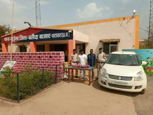 शराब तस्करों पर पुलिस की कार्रवाई: 15 किलोमीटर पीछा कर तस्कर दबोचा