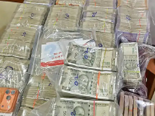IPL सट्टेबाजी मामले में पुलिस का छापा: 1 करोड़ नकद बरामद, मास्टरमाइंड फरार, 3 गिरफ्तार