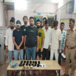 जुए के अड्डे पर पुलिस की रेड: 15 जुआरी गिरफ्तार, 1.54 लाख कैश जब्त