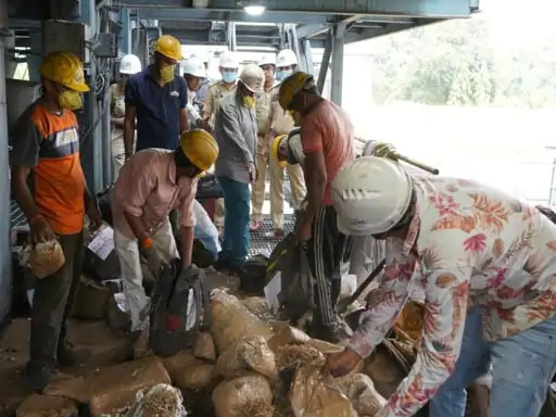 52 मामलों में जब्त ड्रग्स का खात्मा: रायपुर के पावर प्लांट में जलाई गई नशीली सामग्री