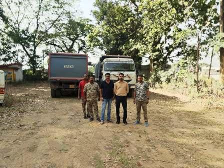 खनिज माफियाओं पर शिकंजा, लुण्ड्रा क्षेत्र से दो हाईवा पकड़े गए