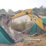 अंबिकापुर में रिजर्व फॉरेस्ट पर चला बुलडोजर, 200 एकड़ वनभूमि से हटाया जा रहा अवैध कब्जा