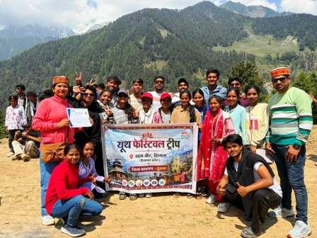 हिमाचल के “युवा-उत्सव“ में शामिल होकर लौटे जिले के 22 युवा, बढ़ाया जिले का मान