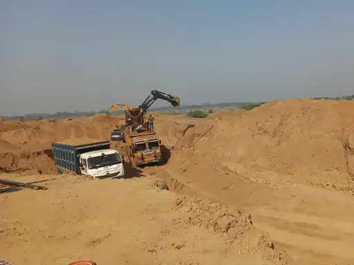 खनिज सचिव का 11 जिलों को आदेश:रेत के अवैध खनन या परिवहन पर सीधे कलेक्टर होंगे जिम्मेदार