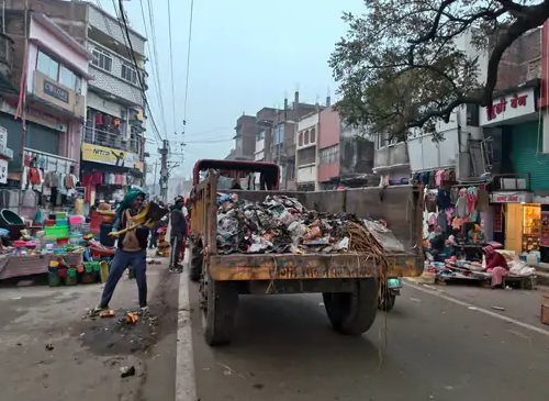 सफाई ठेकेदारों का काम बंद, शहर में बढ़ सकती है गंदगी: भुगतान नहीं मिलने का आरोप