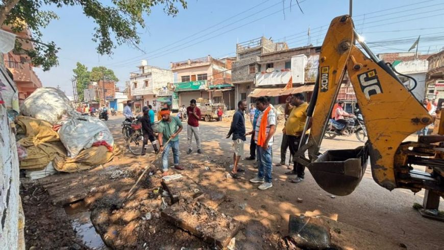 बरसात से पहले कवर्धा नगर पालिका ने कसी कमर, सफाई अभियान जारी