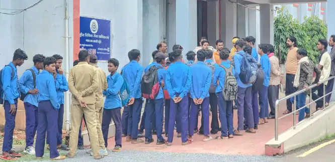 बस्तर जिले के 485 बच्चों को मिली गलत अंकसूची, कलेक्टर ने जारी किया नोटिस