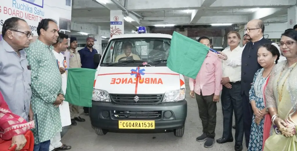 मरीजों का मनोवैज्ञानिक इलाज भी करें डॉक्‍टर- रमेन डेका