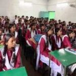 ऑनलाइन सुरक्षा का मजबूत कवच : बालिकाओं को साइबर सुरक्षा, कानूनी अधिकार और आत्मरक्षा की दी गई जानकारी