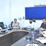 नशे में स्कूल पहुँचने वाले शिक्षकों को भेजा जाएगा नशा मुक्ति केंद्र, कलेक्टर का कड़ा रुख