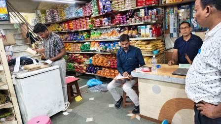 मिलावटखोरों पर प्रशासन का शिकंजा, मिठाई-पनीर-दही और बेकरी उत्पादों के नमूने जांच के लिए भेजे