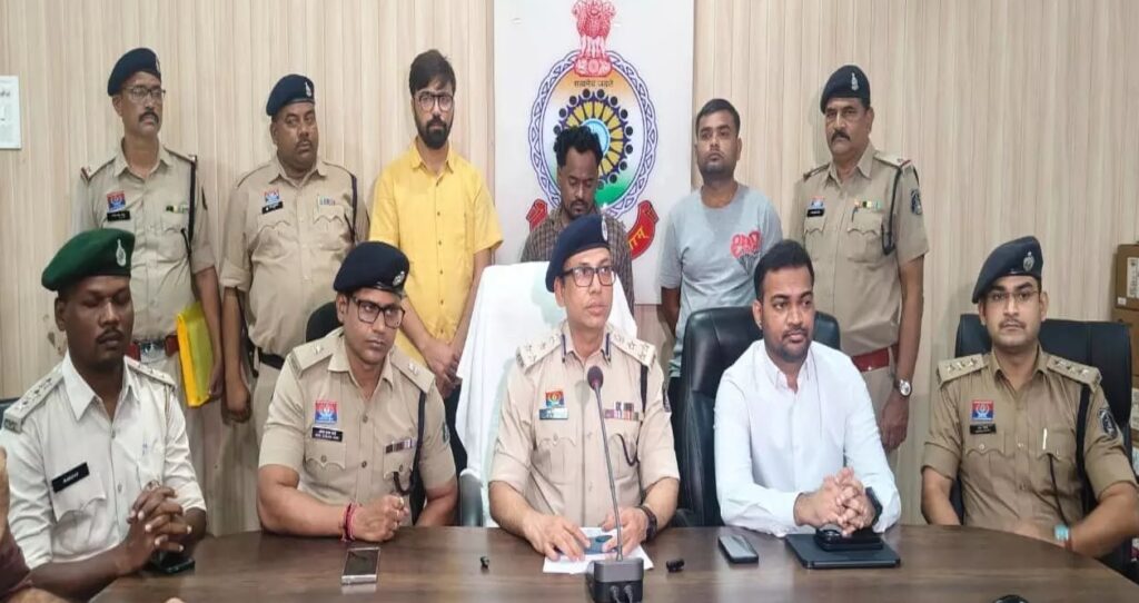 वन तस्करी के बड़े इंटर स्टेट सिंडिकेट का भंडाफोड़, छत्तीसगढ़, ओडिशा, MP से हरियाणा तक लकड़ियों की तस्करी, तीन गिरफ्तार